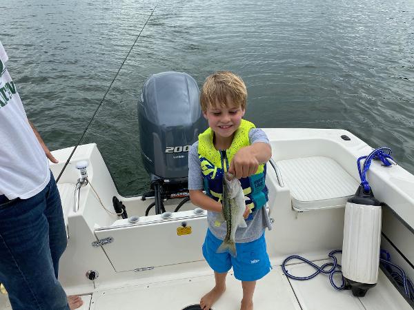 1992 Boston Whaler 21' Walkaround - 21