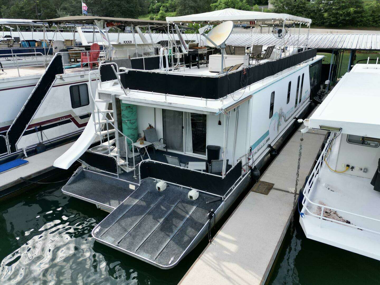1999 Aqua Chalet 16 x 68 Widebody - Image 118