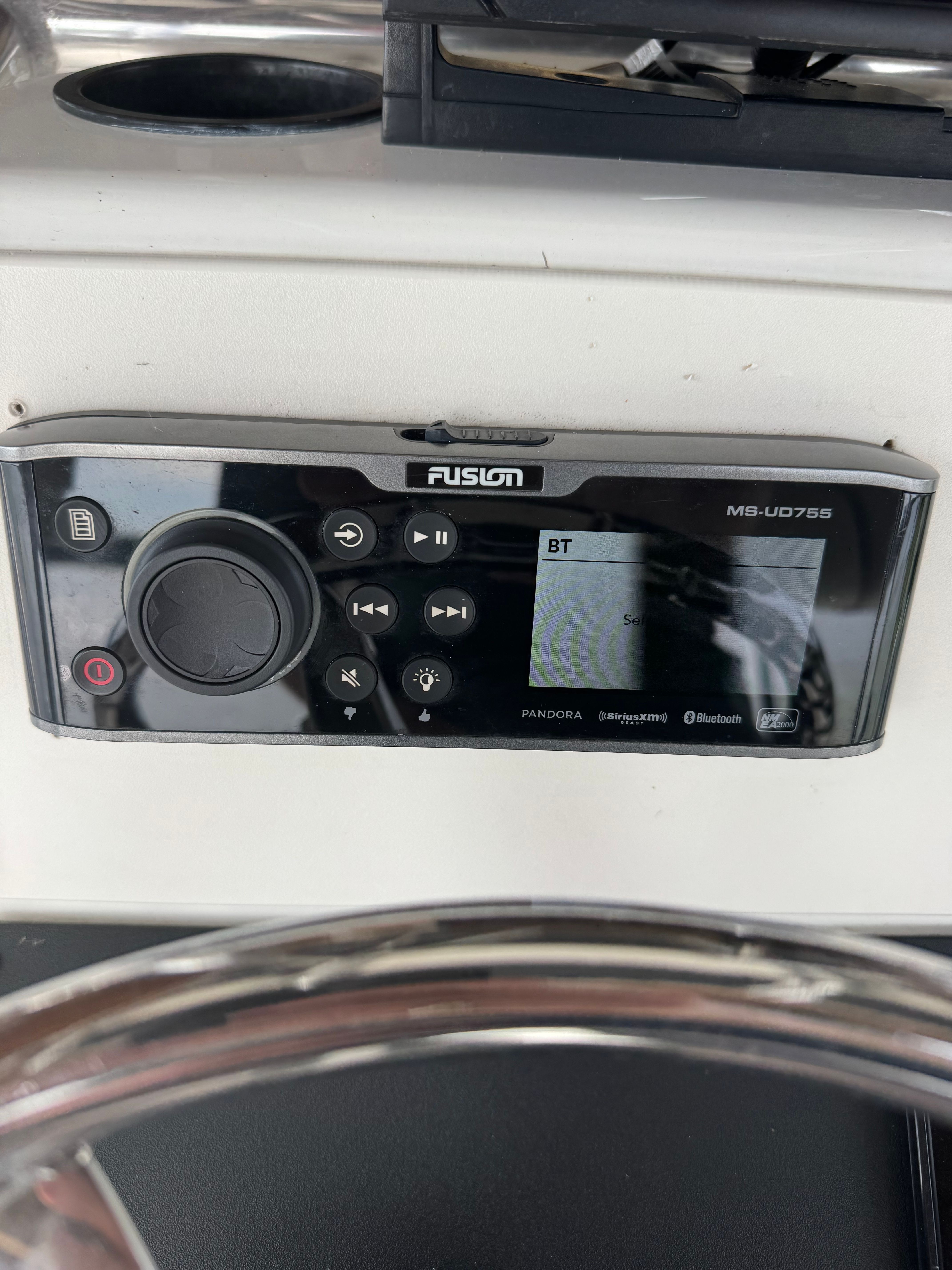 Fusion MS-UD755 stereo on 2004 ShearWater LTZ boat.