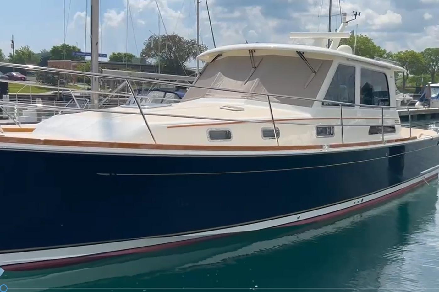 2016 Sabre 42 Salon Express