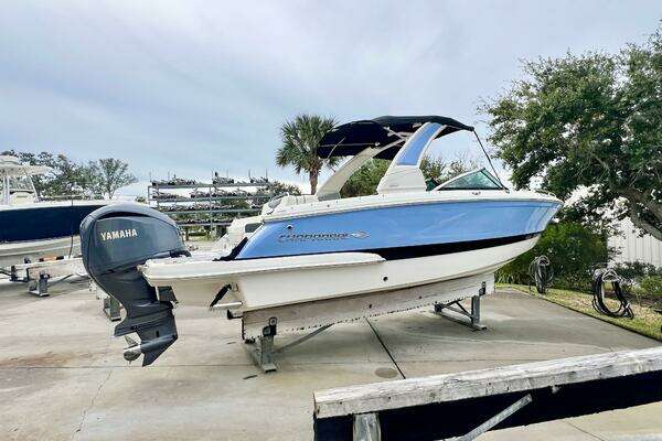 2022 Chaparral 267 SSX OB