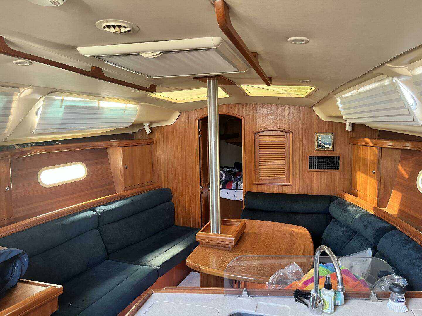 2003 Hunter 356 - Image 11