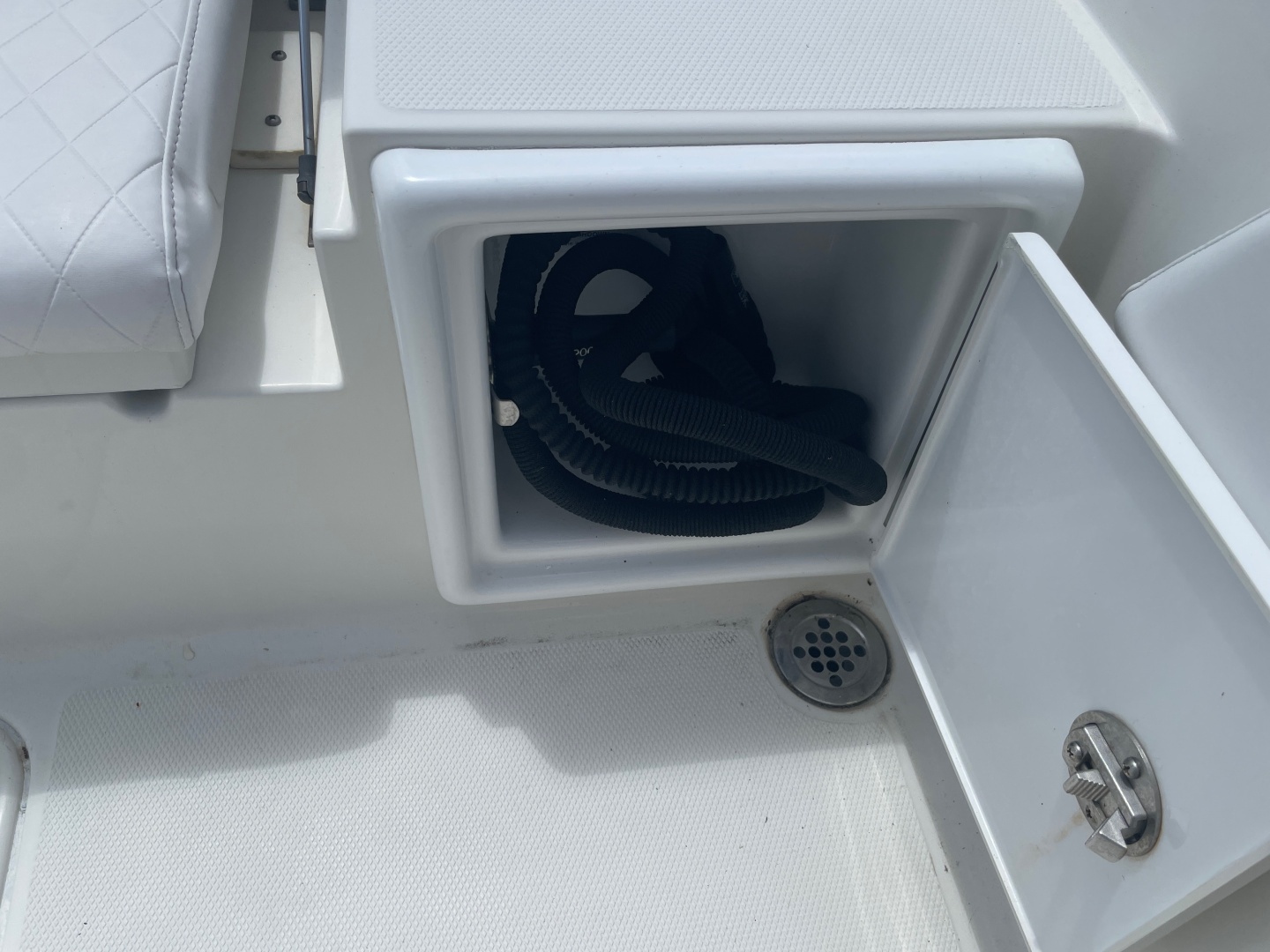 2022 Ranger 2510 Bay - Image 33