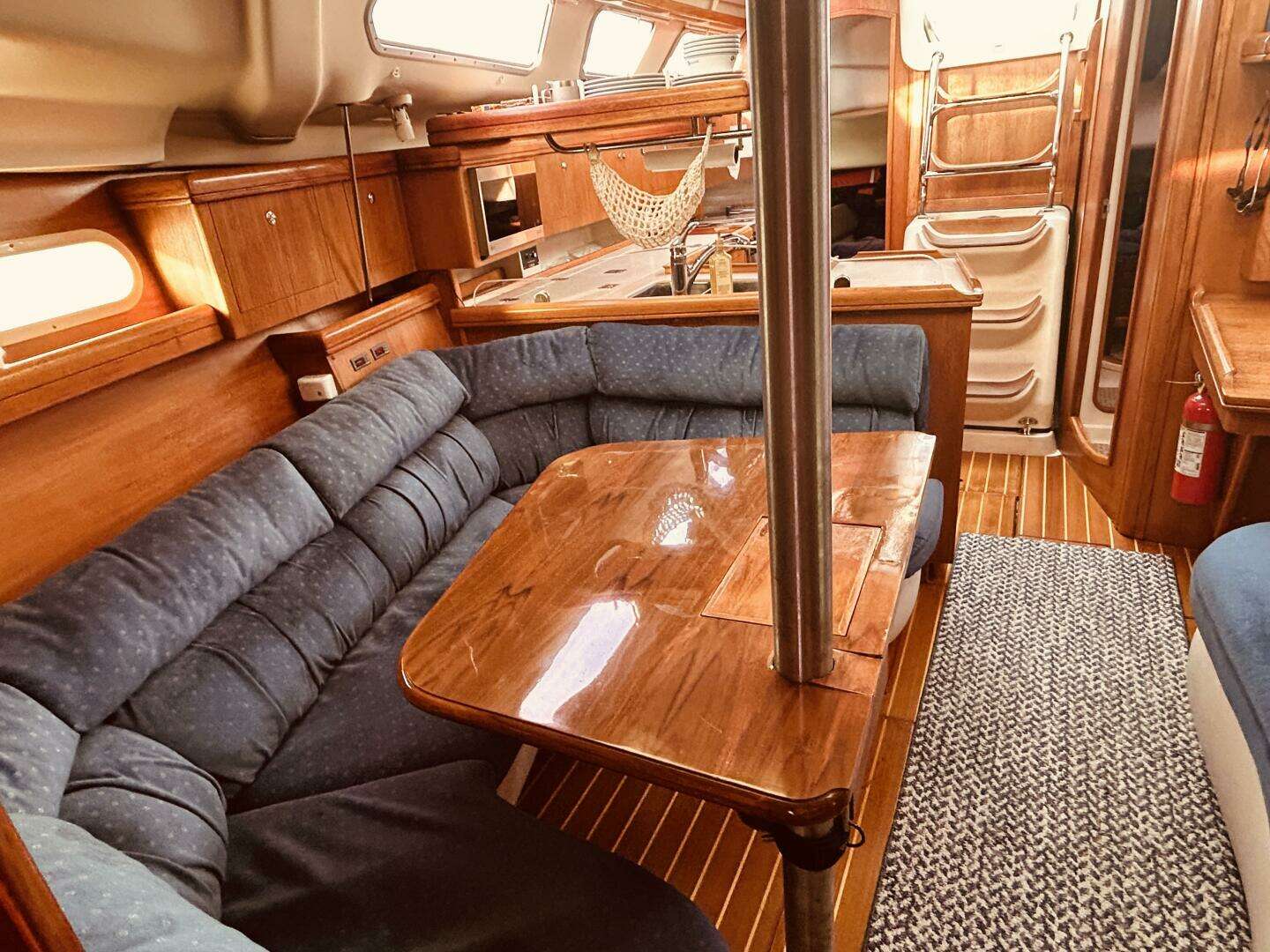 2003 Hunter 386 - Image 32