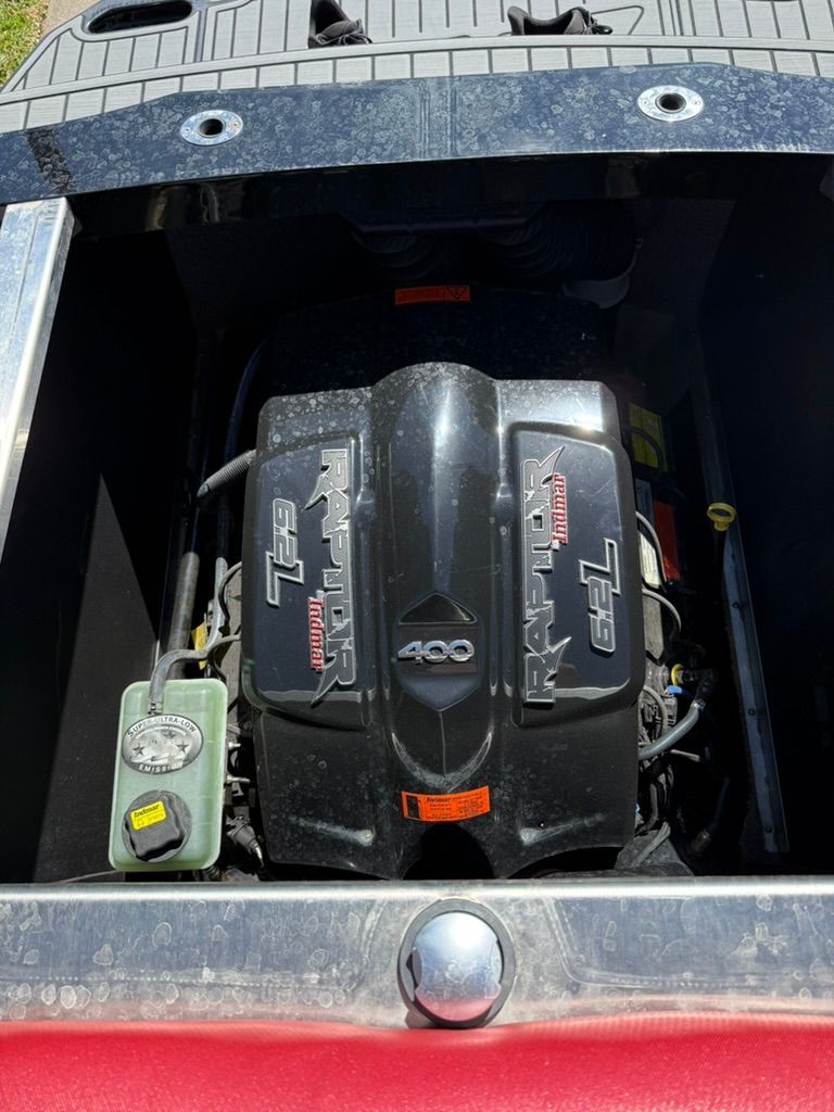 2018 MB B-52 23 - 18