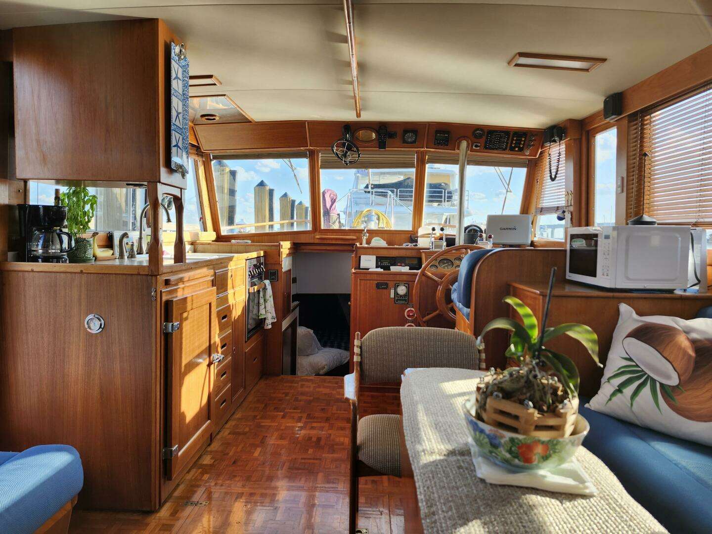 1991 Grand Banks 42 Classic - Image 12