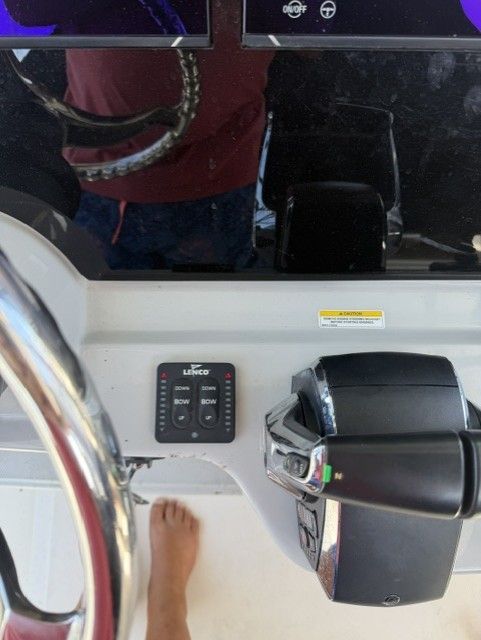 Control console of a 2023 Boston Whaler 330 Outrage boat.