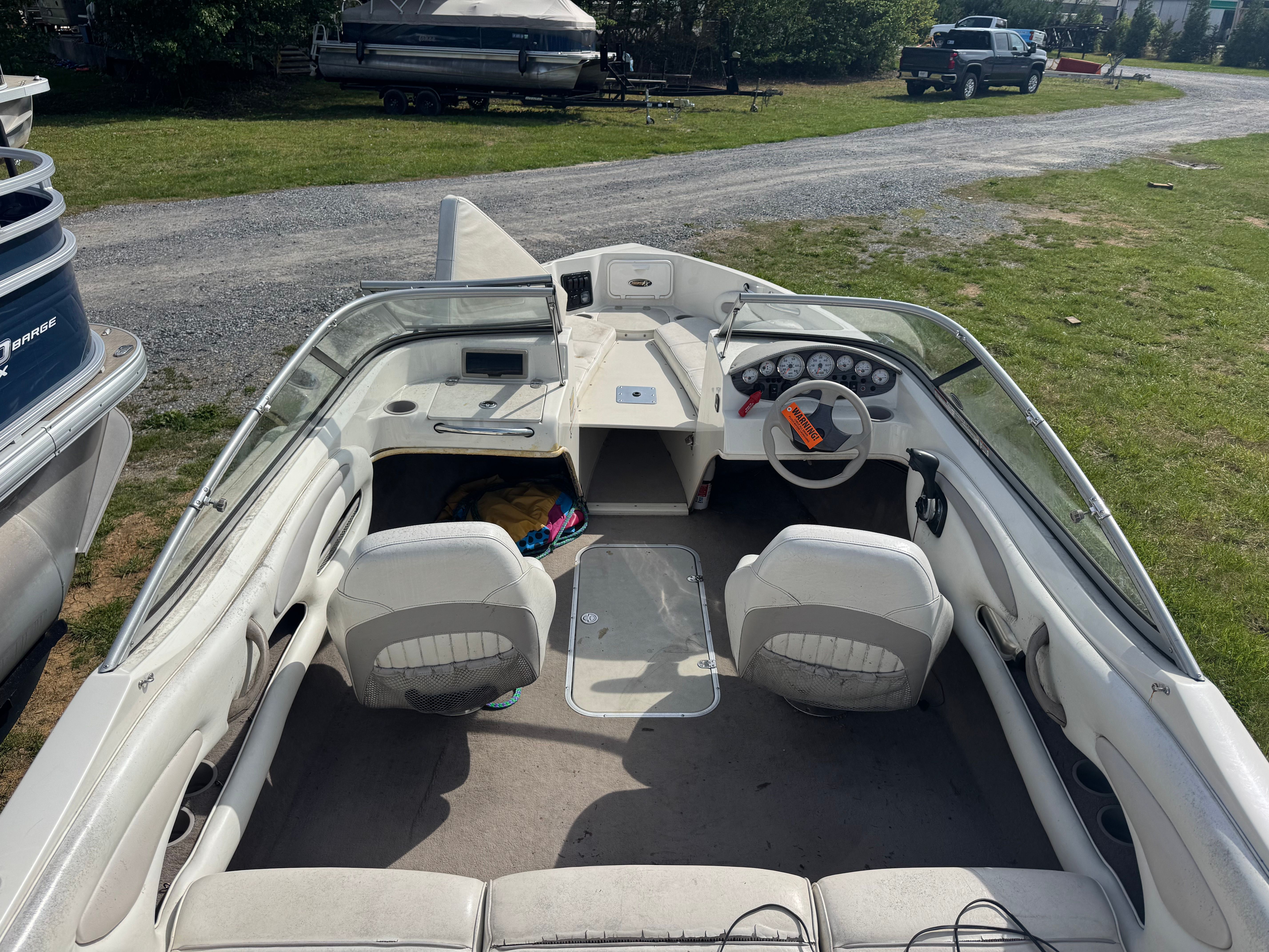 2009 Stingray 199 FX - 10