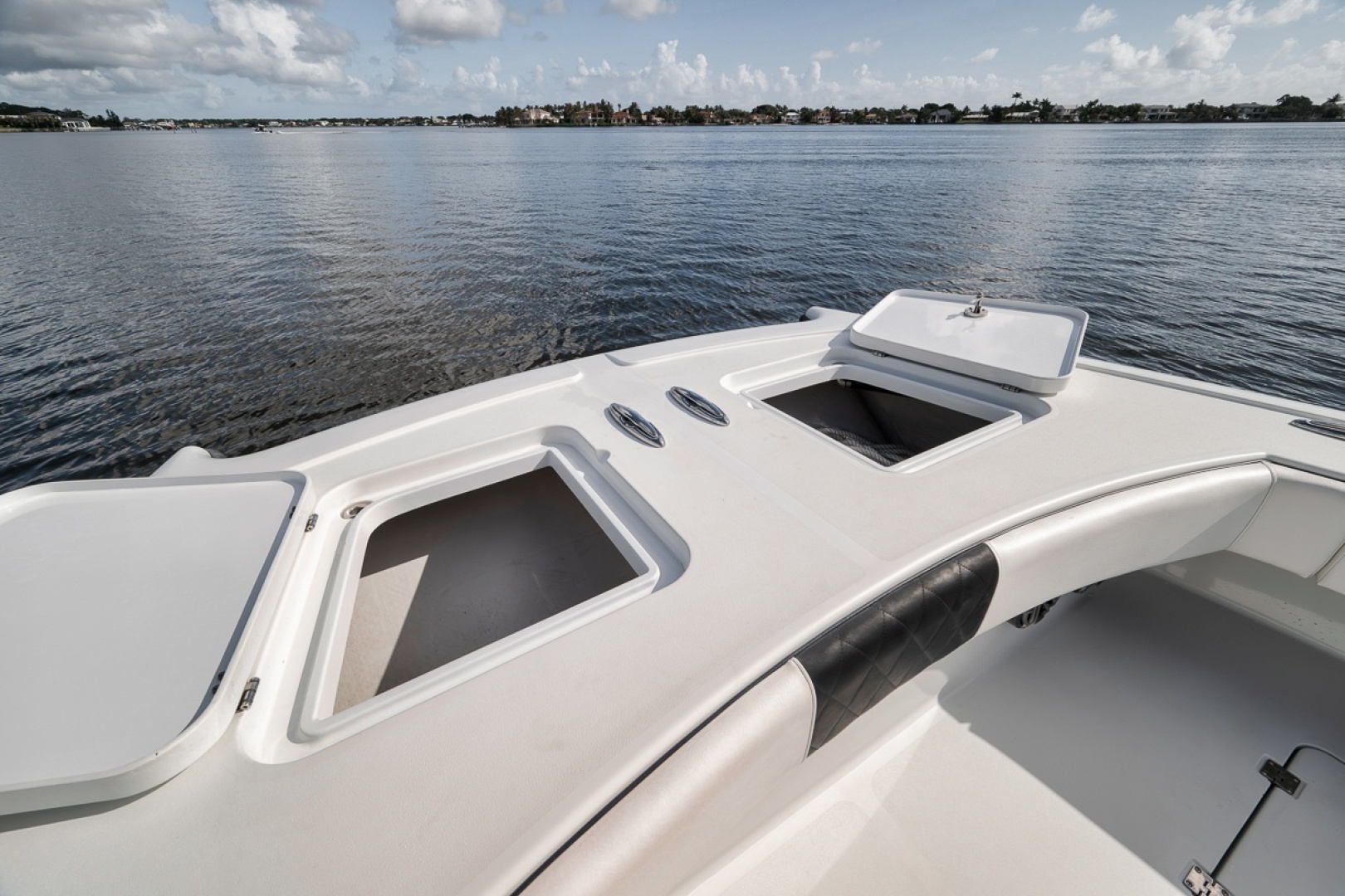 2020 Freeman 42LR - Image 13