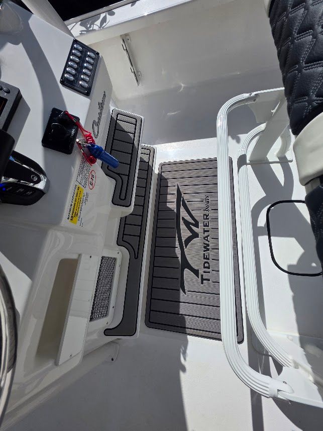 2022 Tidewater 2410 Bay Max - 7
