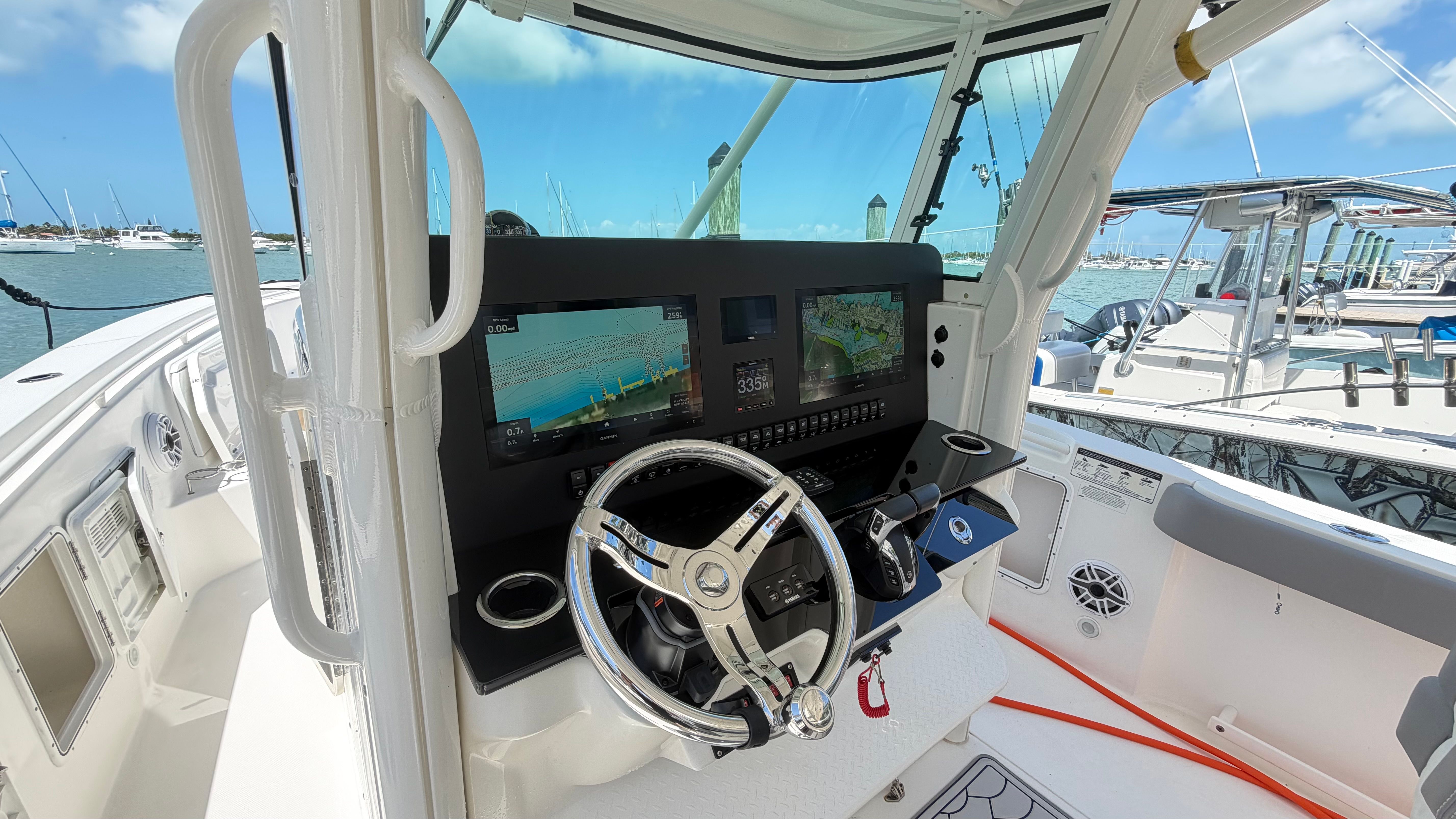 2009 Everglades 365 Center Console - 79