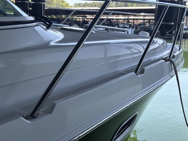 1999 Chris-Craft 300 Express - 27