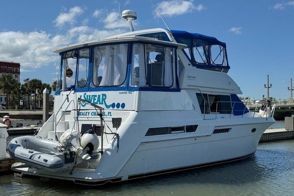 1998 Carver 405 Aft Cabin Motor Yacht