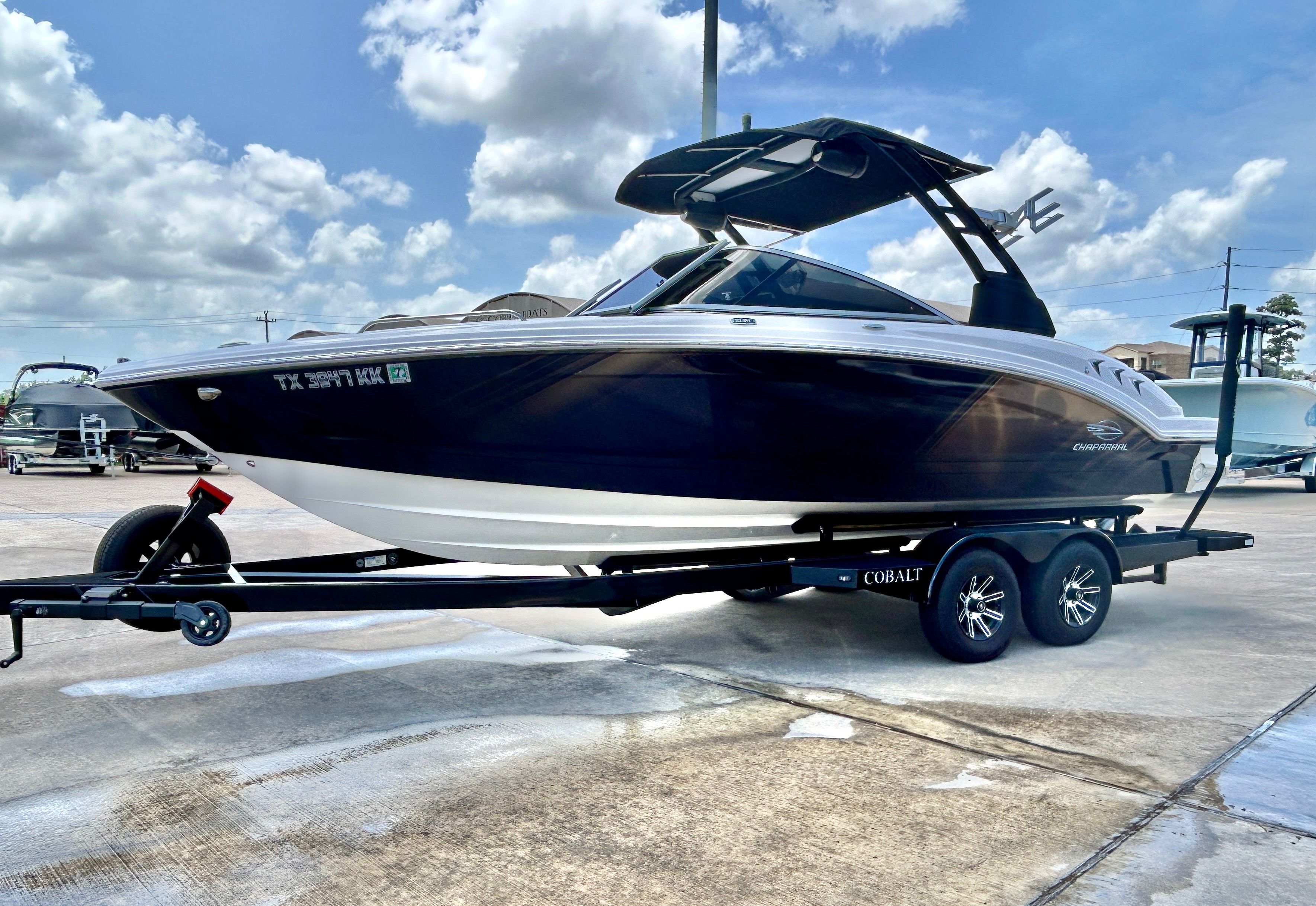 2018 Chaparral 23 Surf - 11