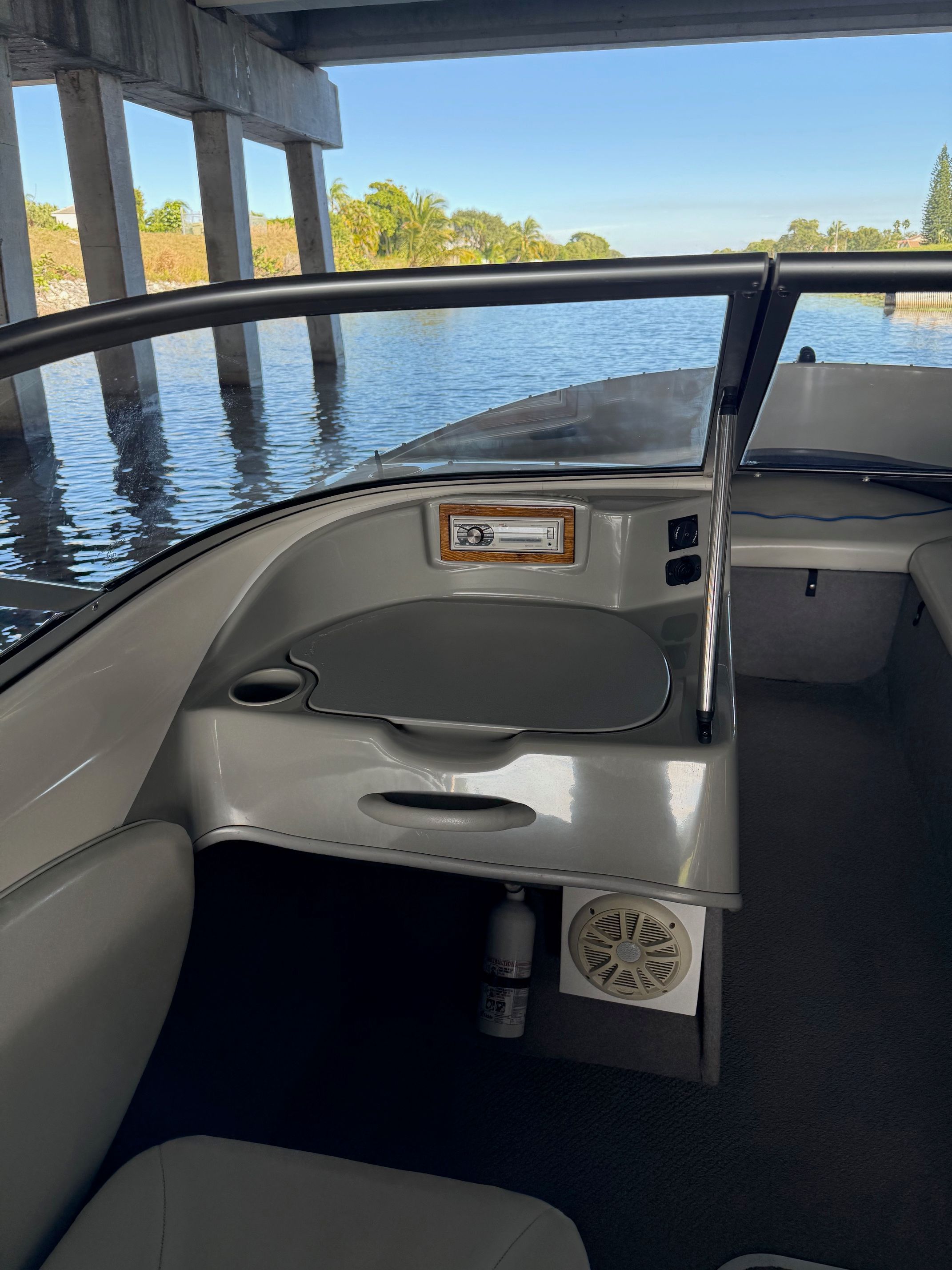 2006 Bayliner BR215 - 8