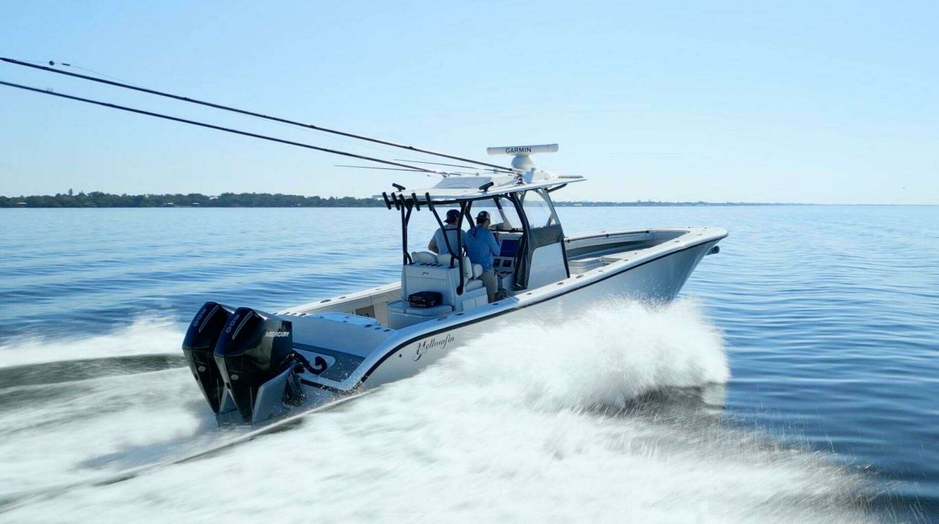 2023 Yellowfin 32 Offshore - Image 3