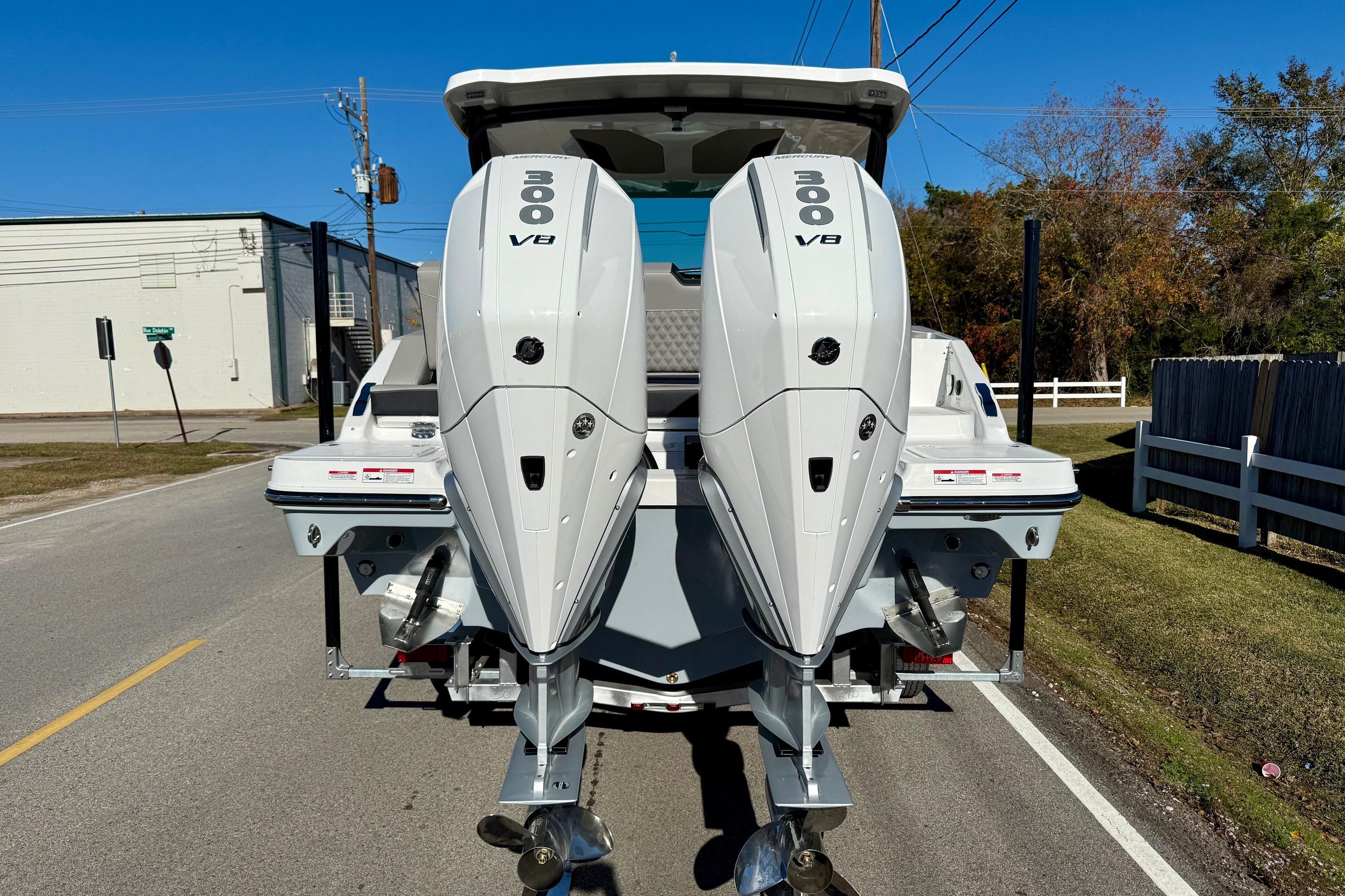 2026 Monterey Elite 30 OB with dual 300 HP V8 engines.