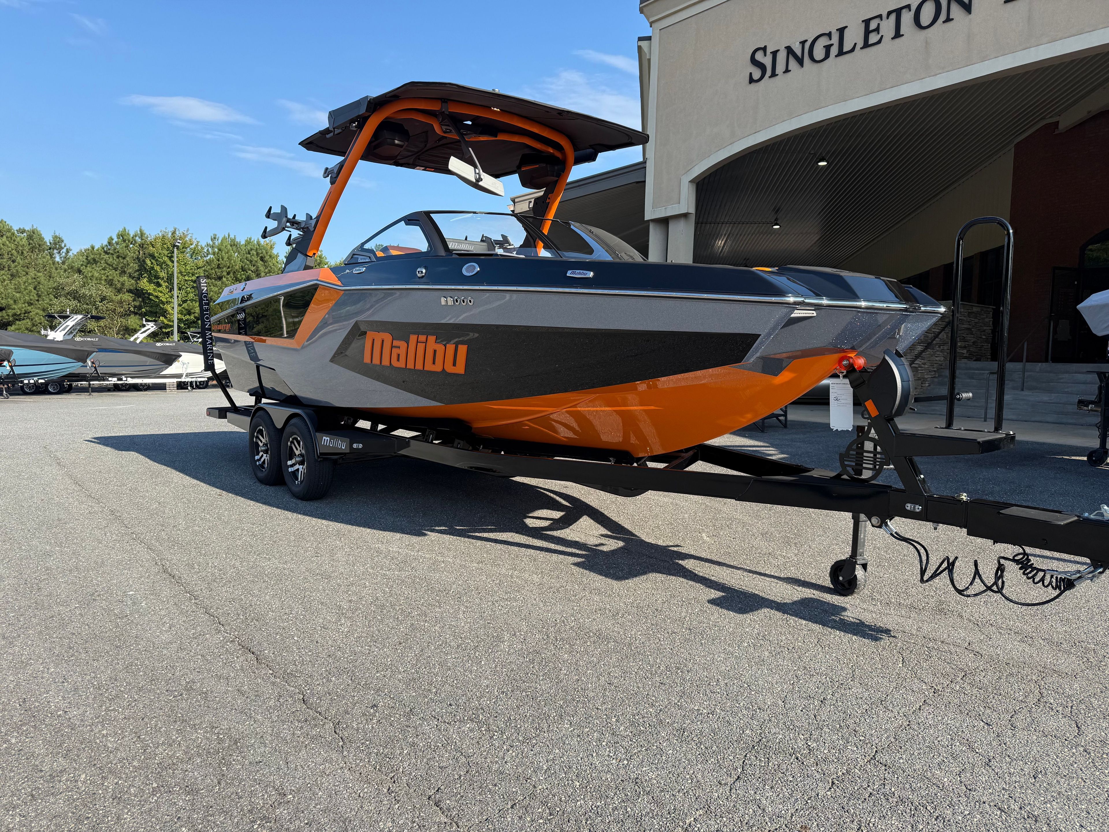 2026 MALIBU 24 MXZ - Image 4