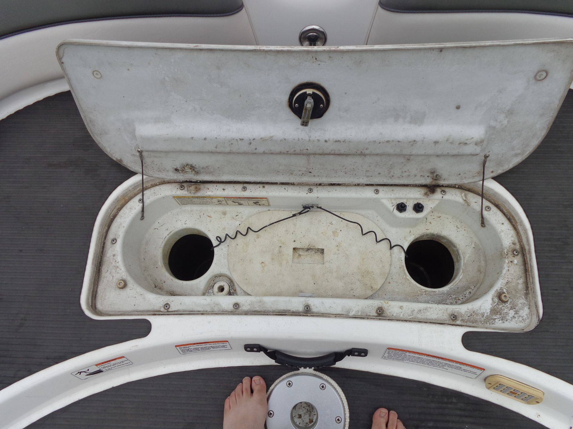 2008 Yamaha Boats AR210 - 26