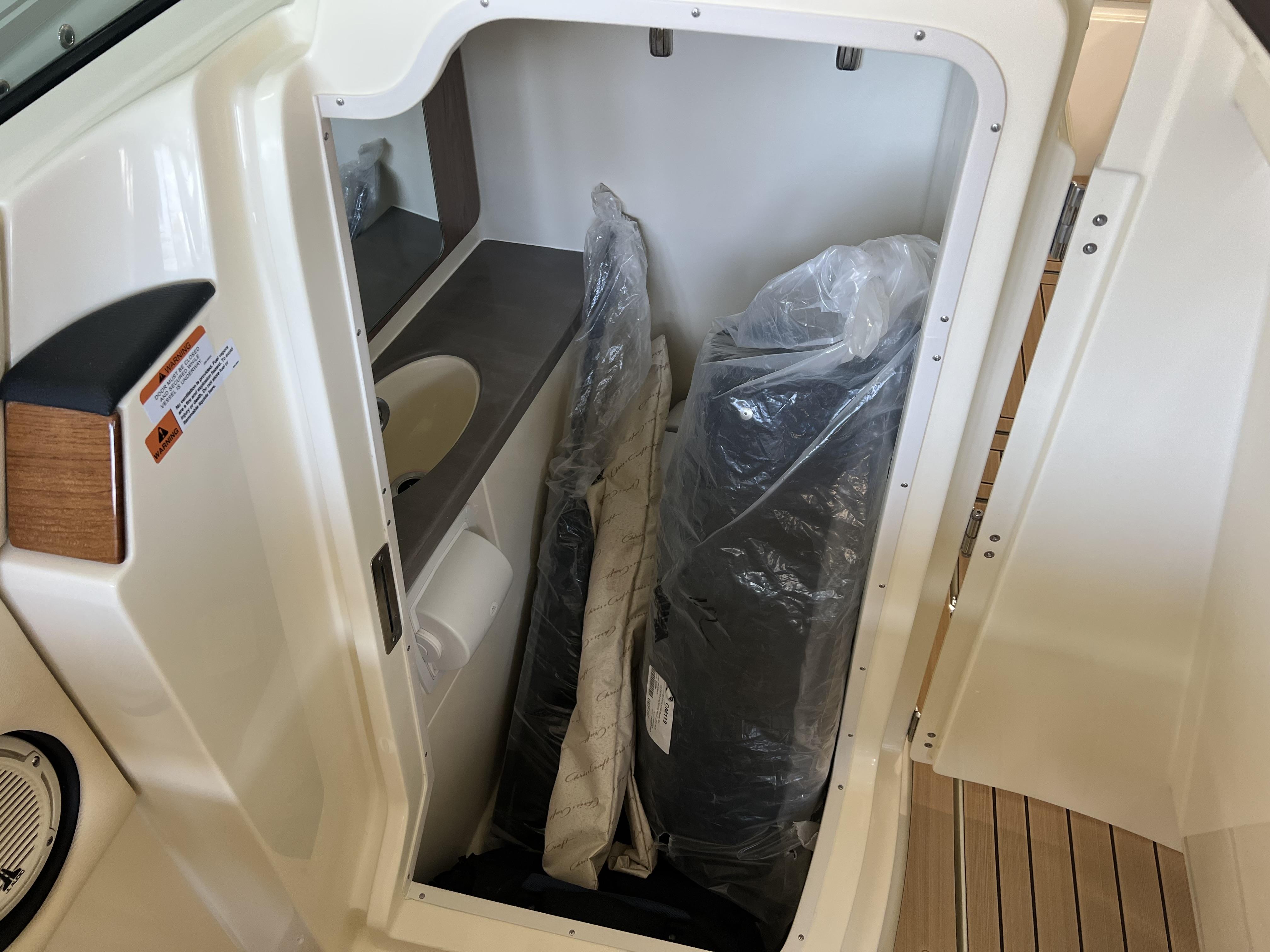 2023 Chris-Craft Calypso 24 - 5