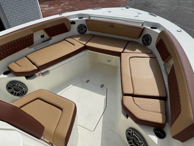 2027 Cobia 245 Center Console - 17