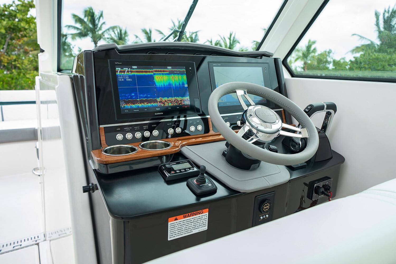 2026 Tiara Yachts 34lx - 12