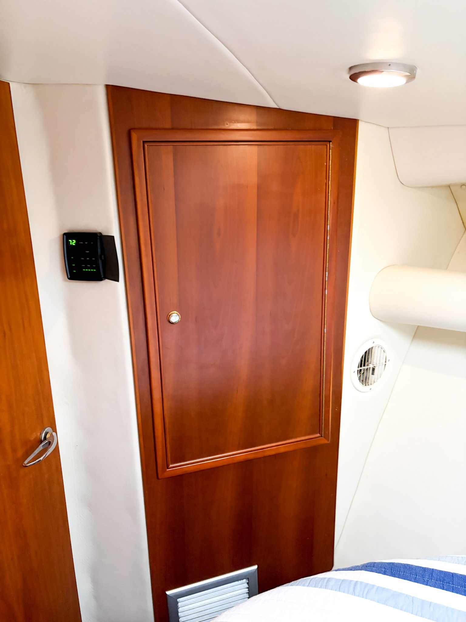 2002 Wellcraft 350 Coastal - 9