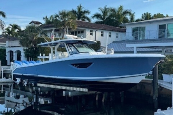 2023 Pursuit S 428 Sport