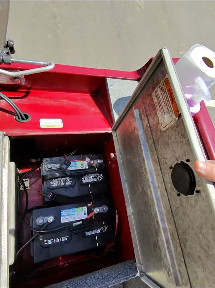 Battery compartment of a 2019 Tracker Super Guide V-16 SC boat.