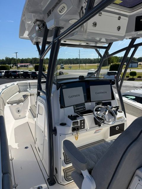 2017 Sea Fox 328 Commander - 25