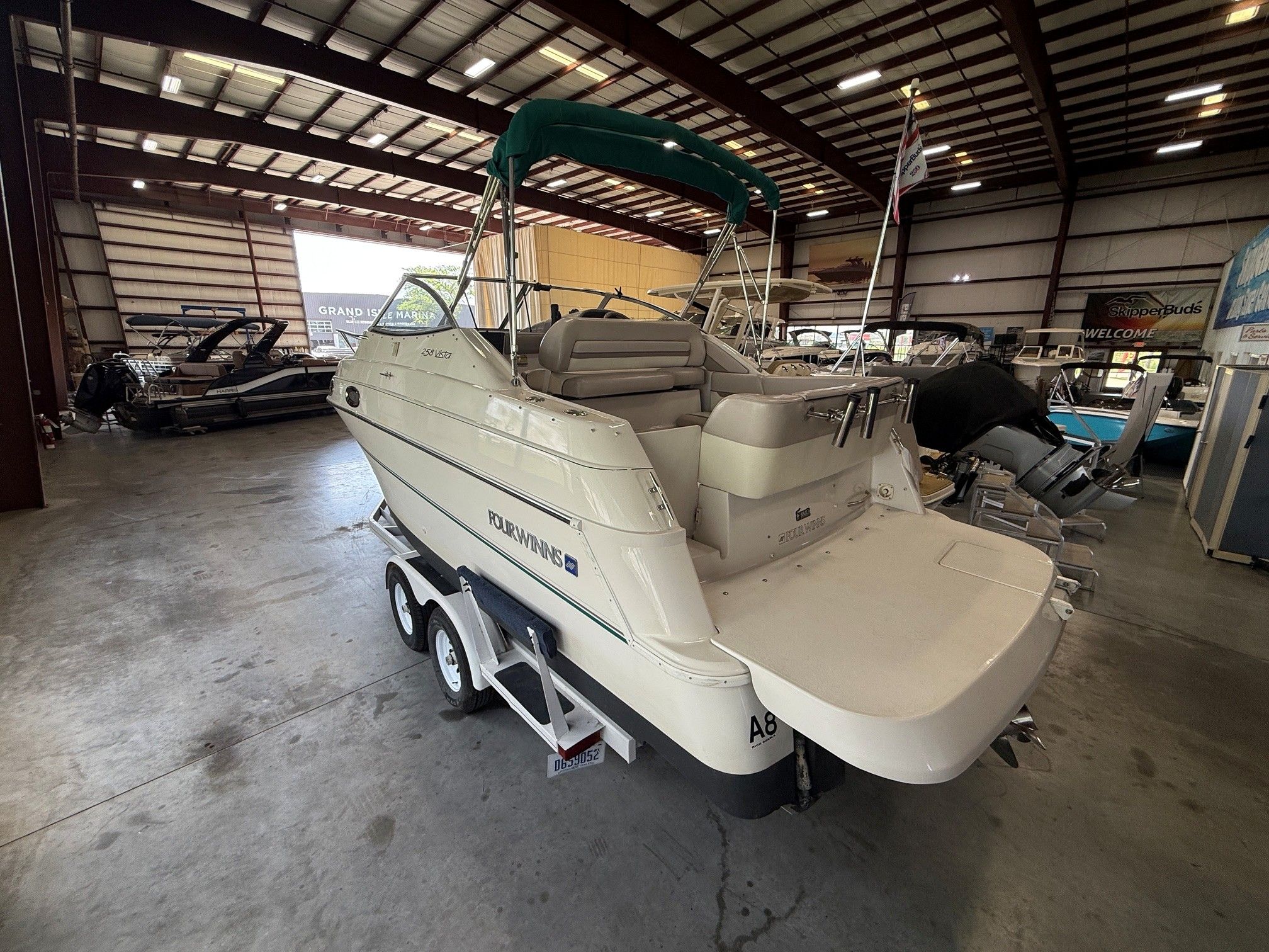 1997 Four Winns 258 Vista - 7