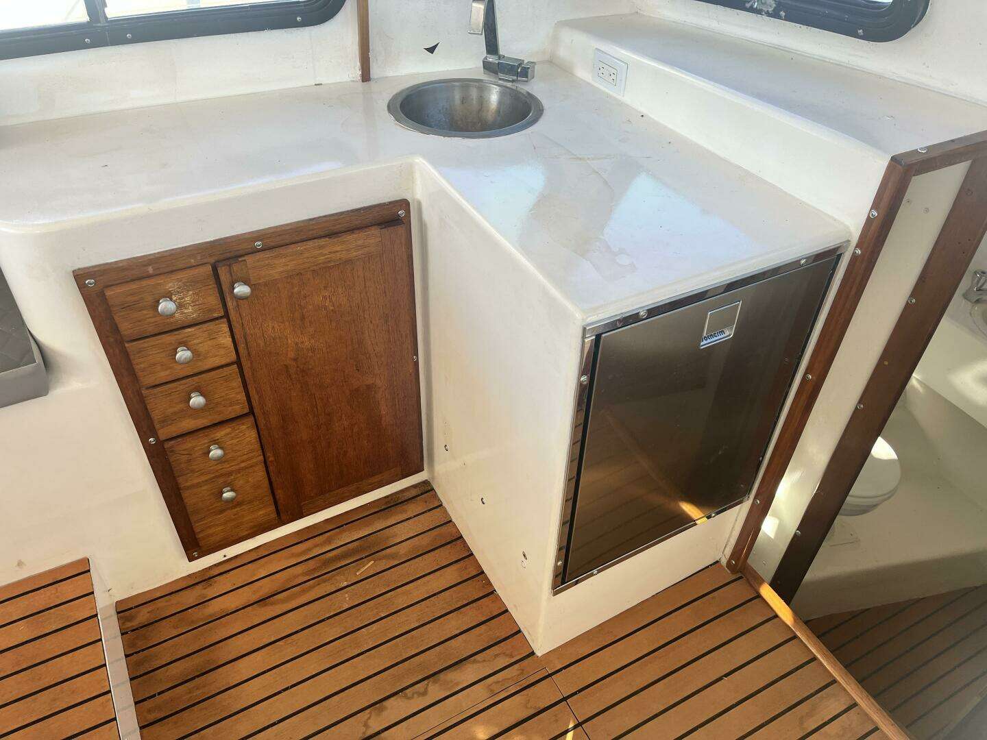 2008 Custom Glenn Young 32 Lafitte Skiff - Image 26