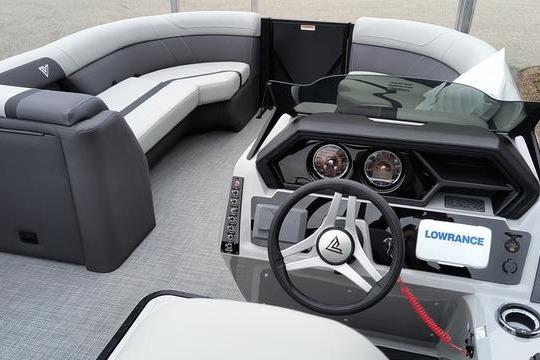 Modern Viaggio X22D 2026 boat interior with sleek dashboard and comfortable seating.