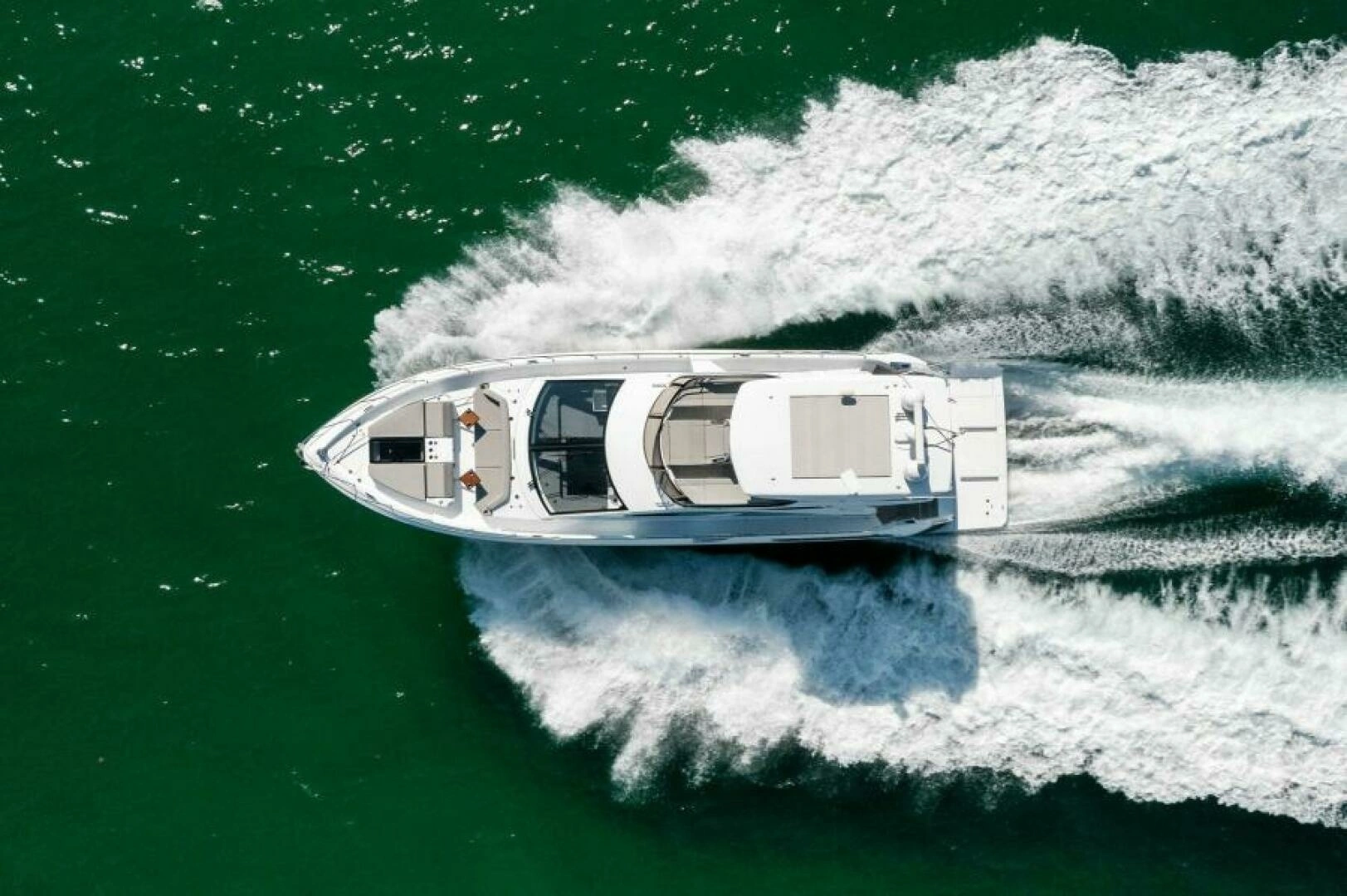 2023 Cruisers Yachts 60 Cantius Fly - Image 67