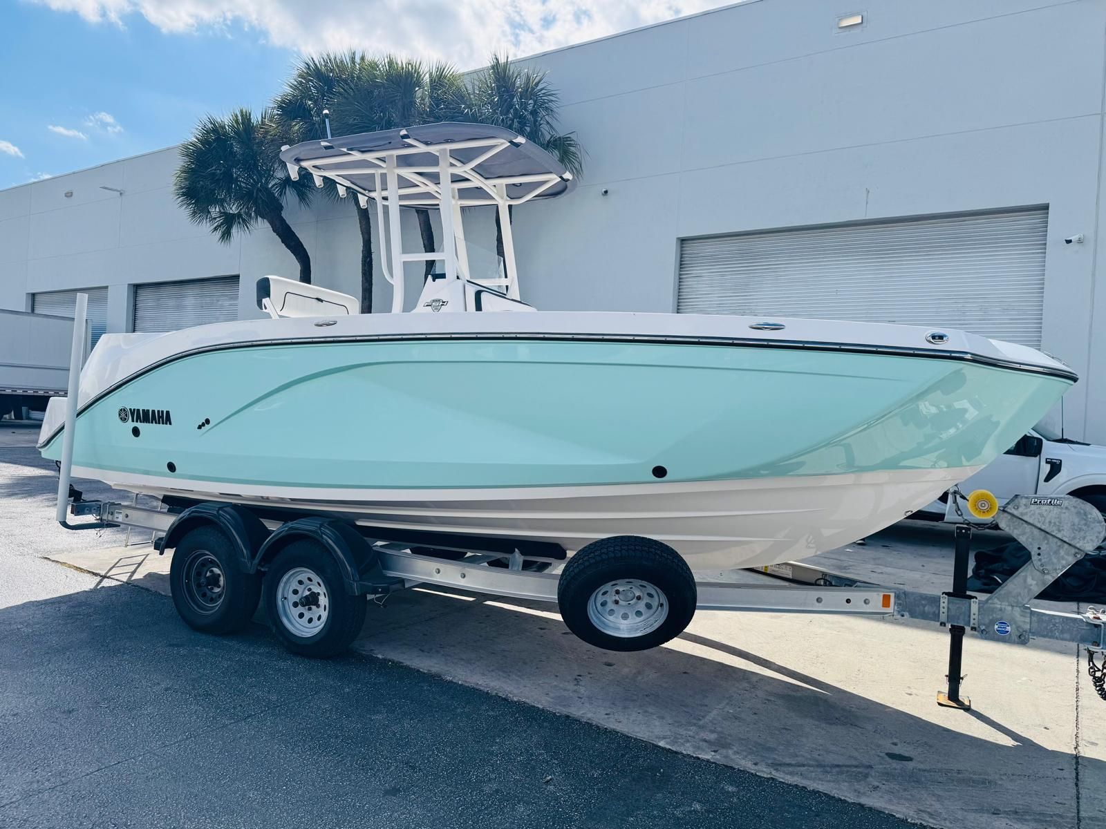 2024 Yamaha Boats 222 FSH Sport