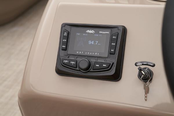 2024 Ranger Reata 200C - 35