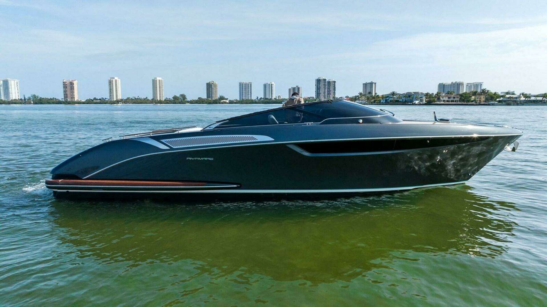 2017 Riva Rivamare - Image 8