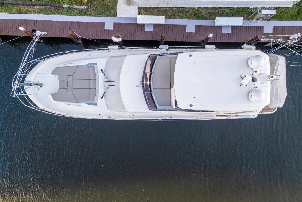 2020 Prestige 590 - 7
