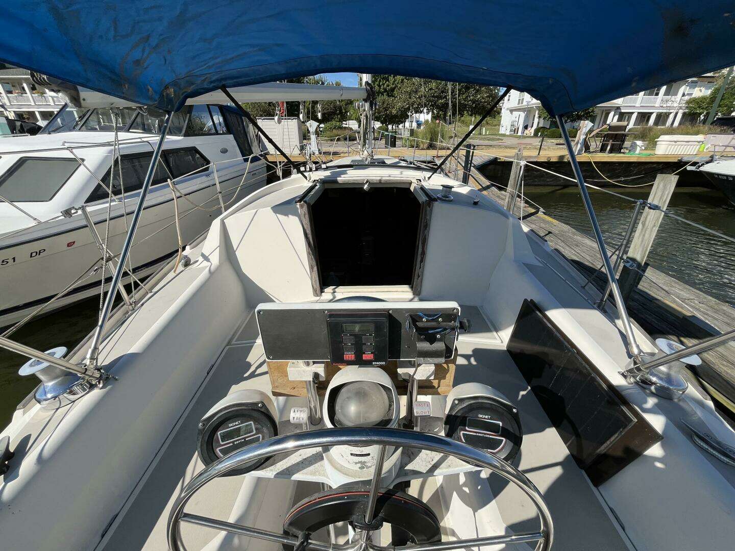 1985 O'Day 35 - Image 4