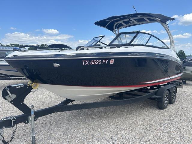 2020 Yamaha Boats 242SE - 2