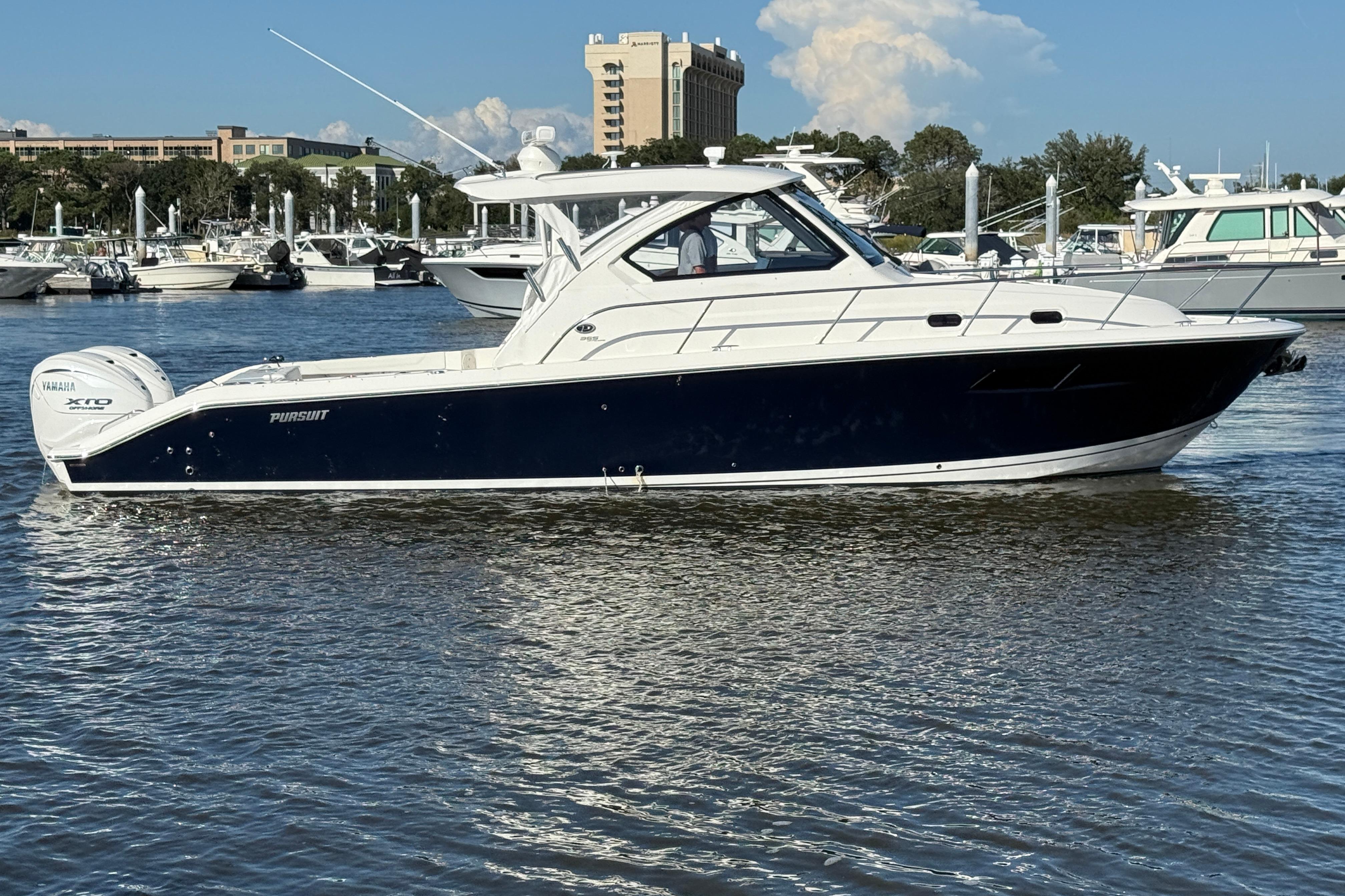 2026 Pursuit OS 355 Offshore