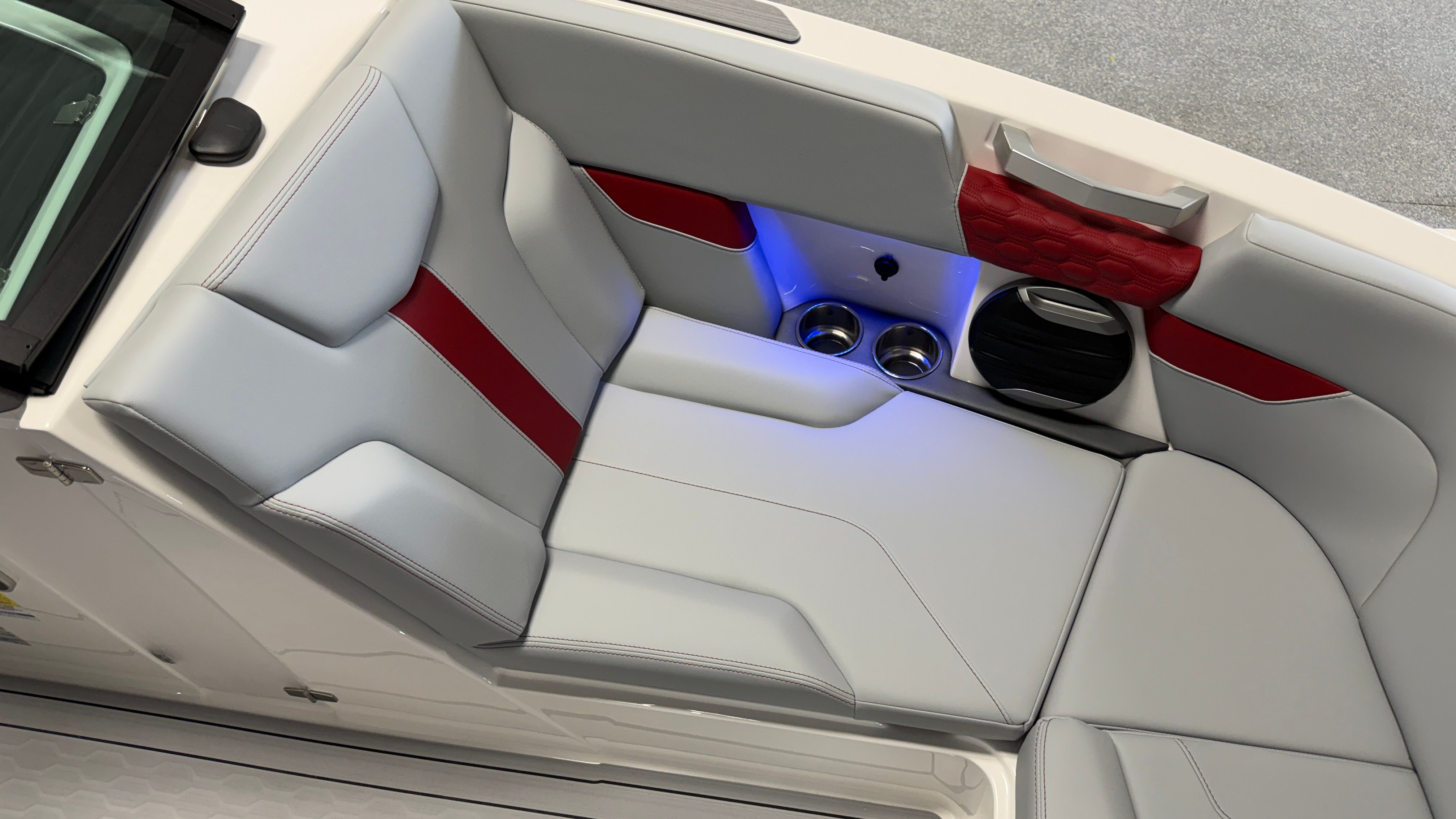 2026 MasterCraft XT22 - 96