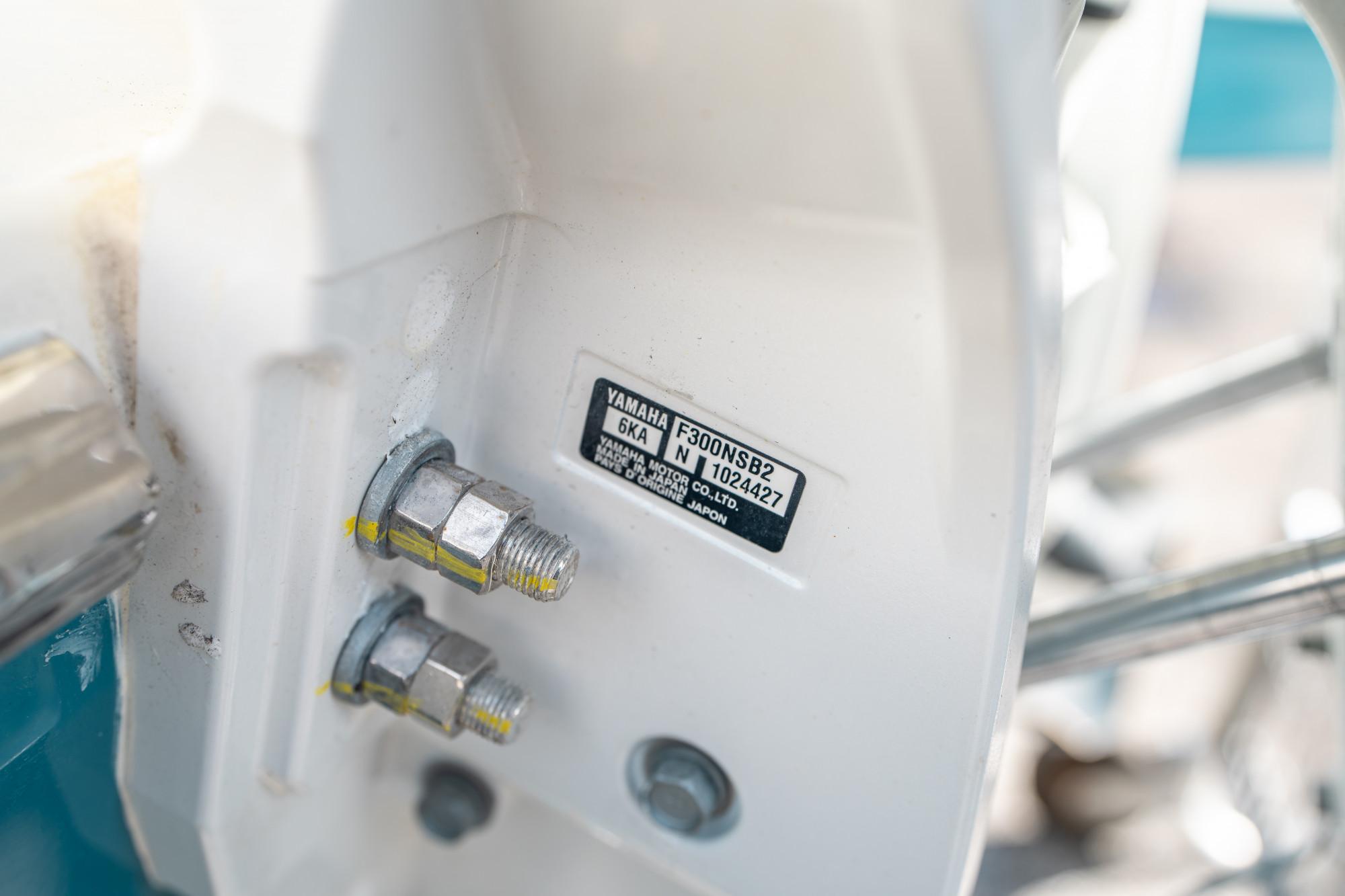 2025 Cobia 240 Dual Console - 38