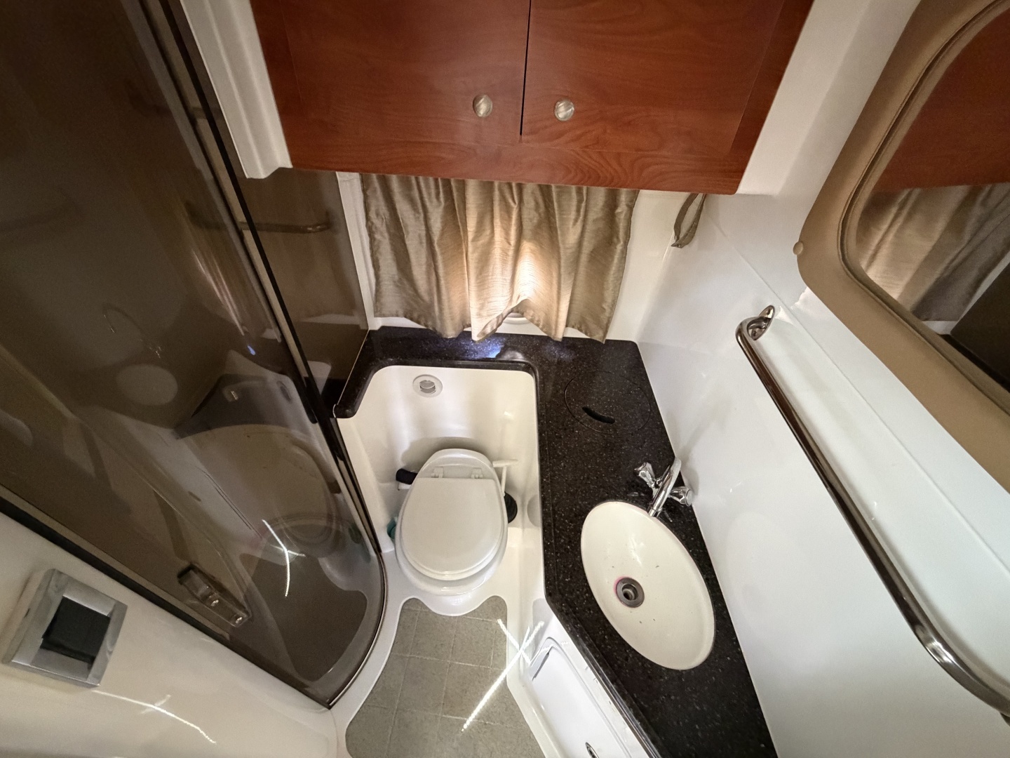 2013 Rinker 360 Express Cruiser - Image 64