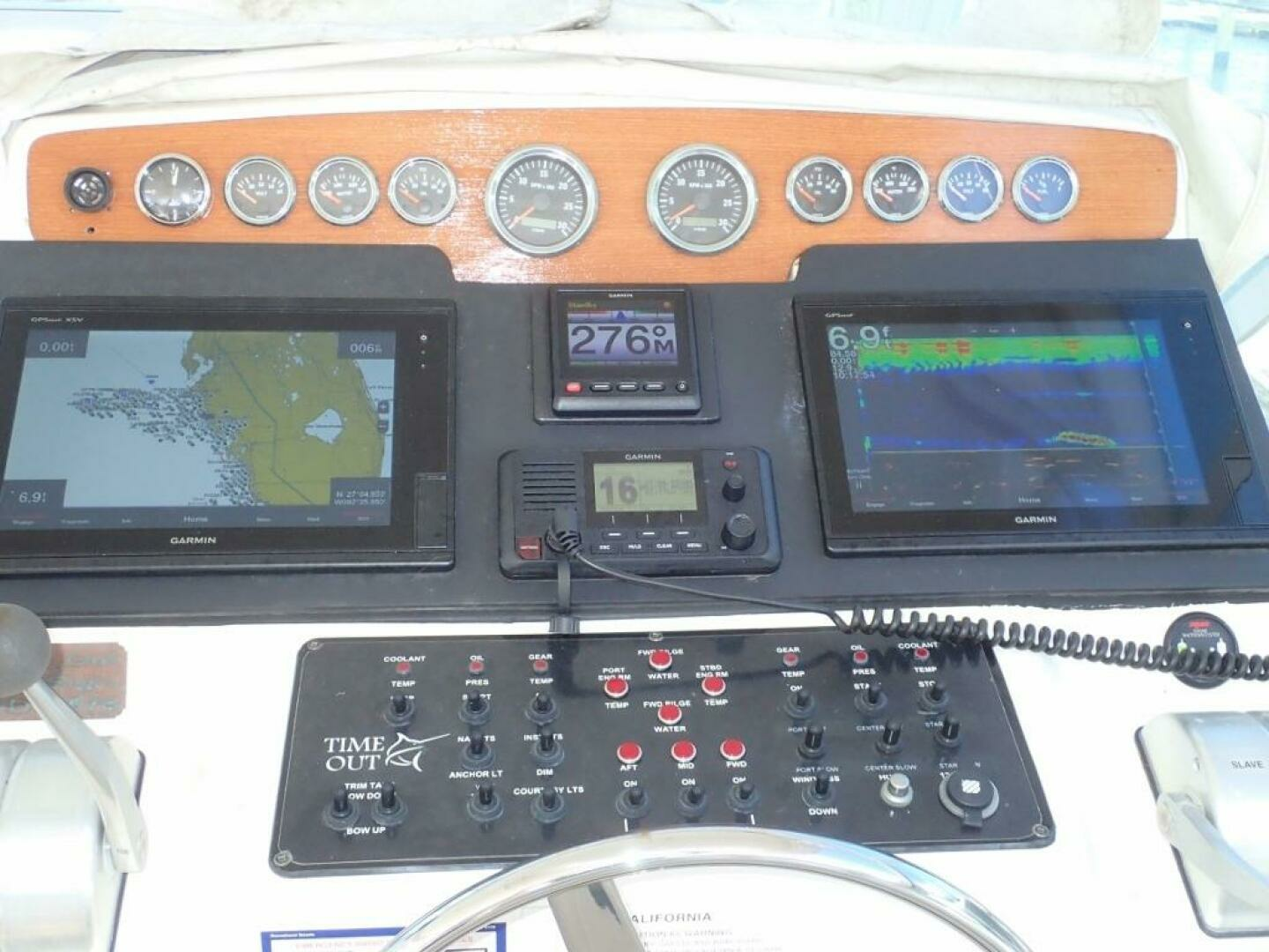 2000 Cabo 35 Express - Image 5