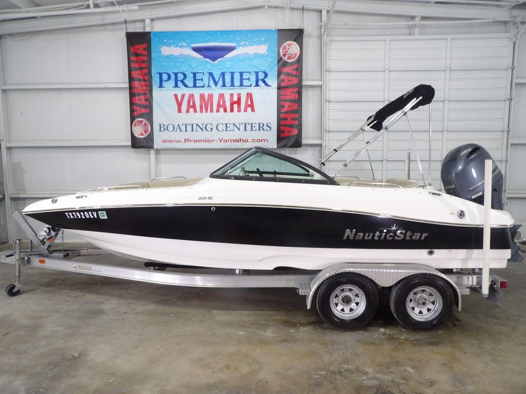 2018 NauticStar 203DC