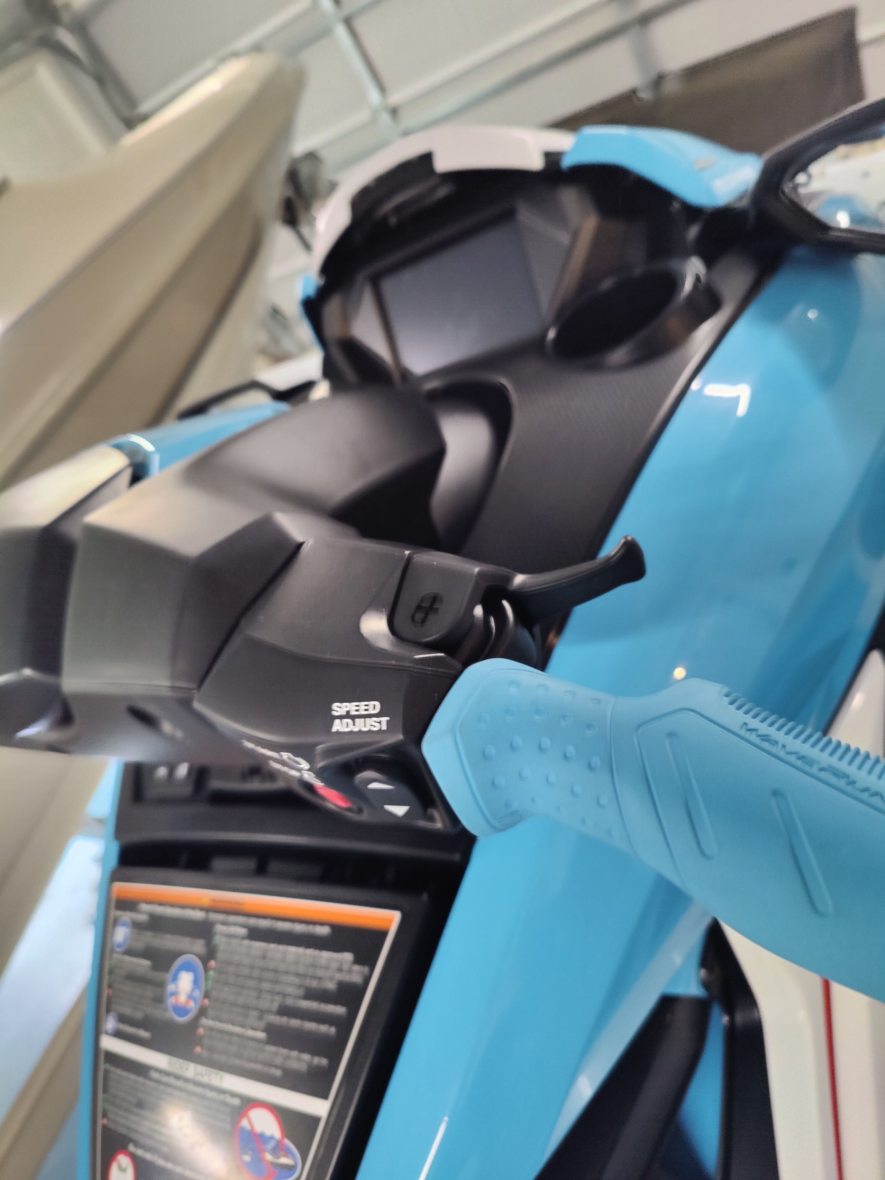 2022 Yamaha WaveRunner FX-Cruiser SVHO - 6