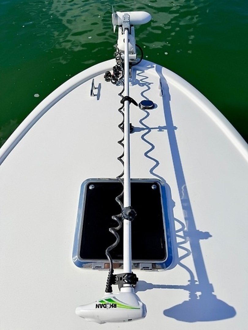 1973 Custom Carolina 27 National - Image 10