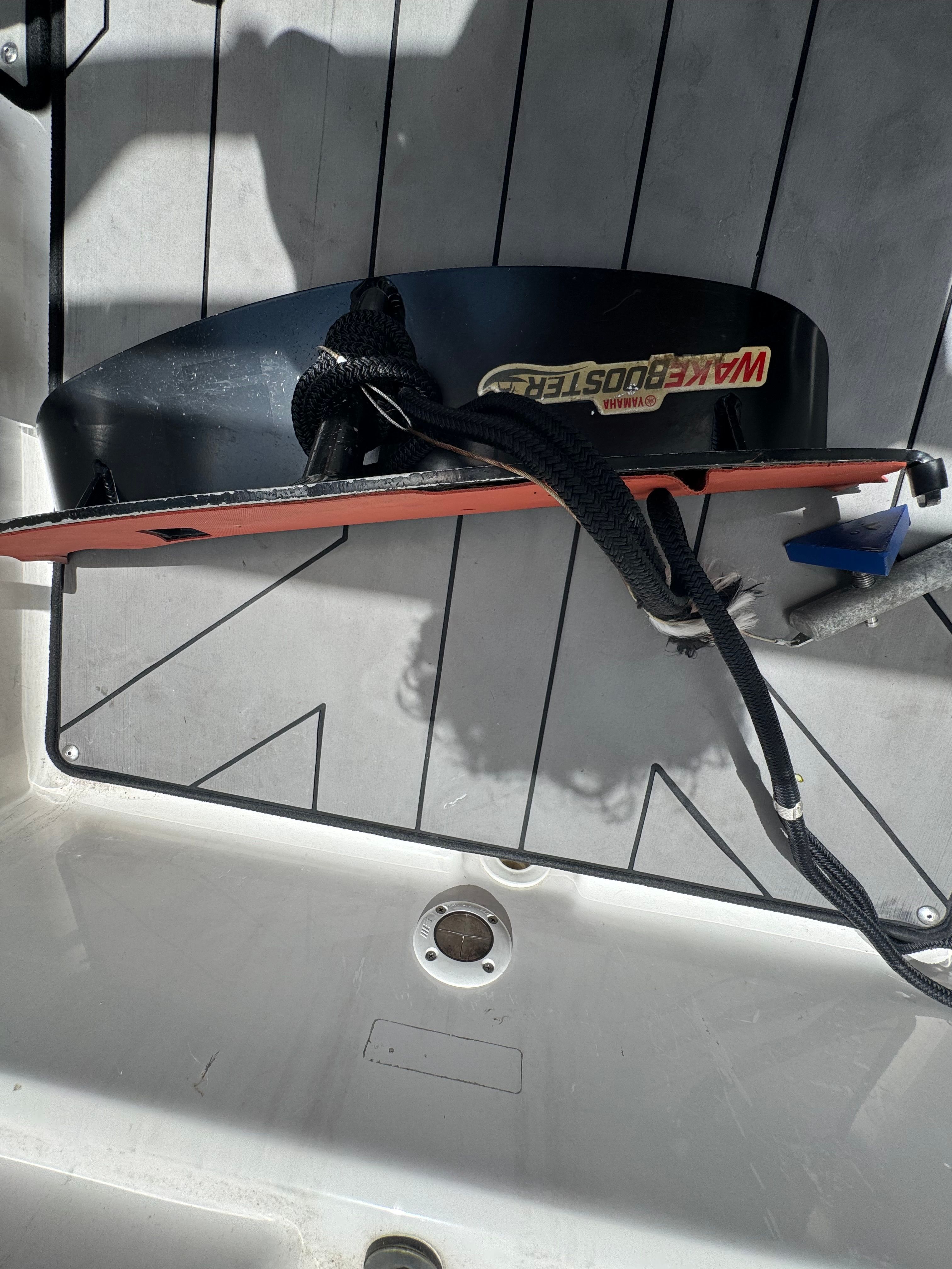 2019 Yamaha Boats 212X - 9