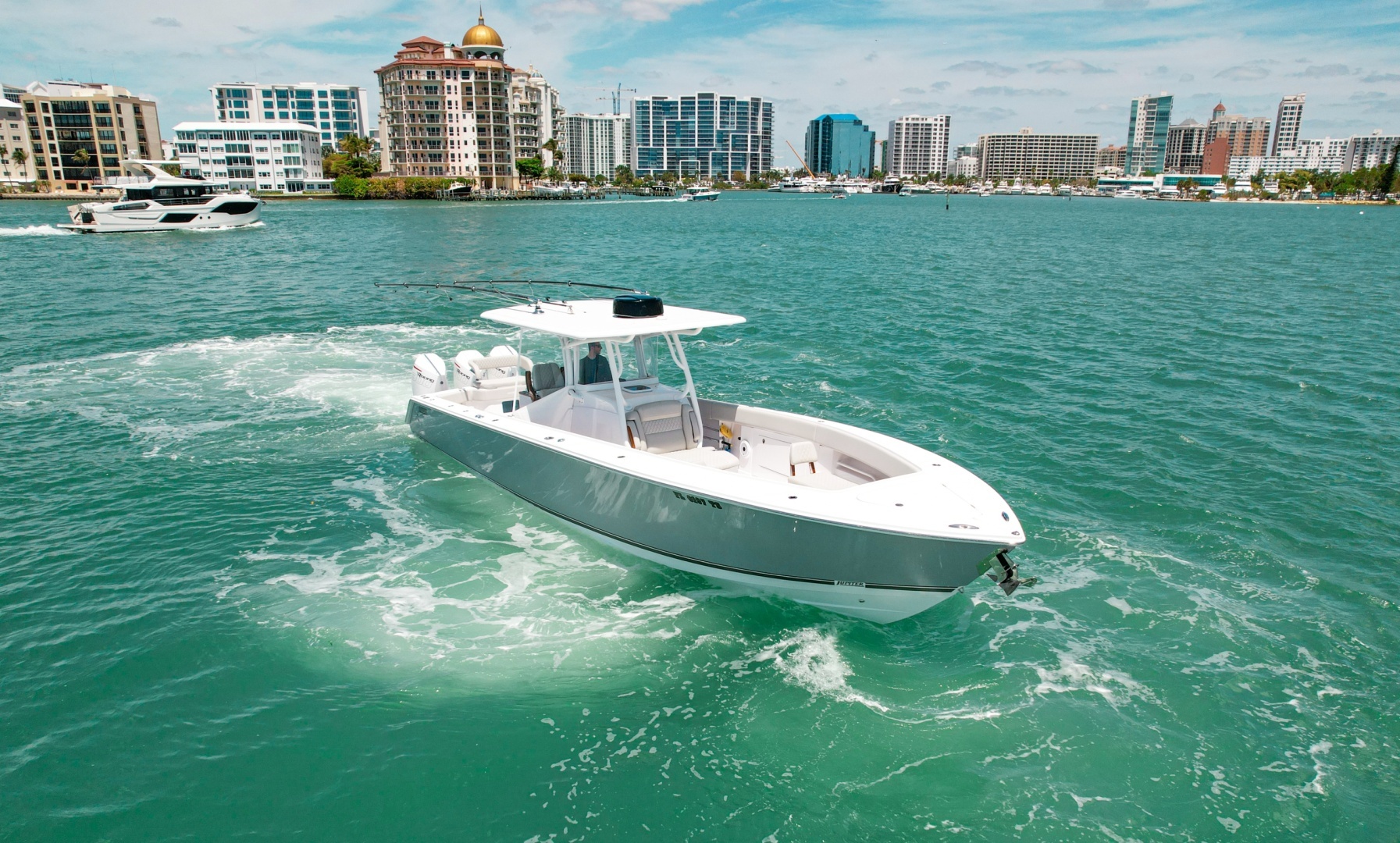2024 Jupiter 38 HFS - Image 4
